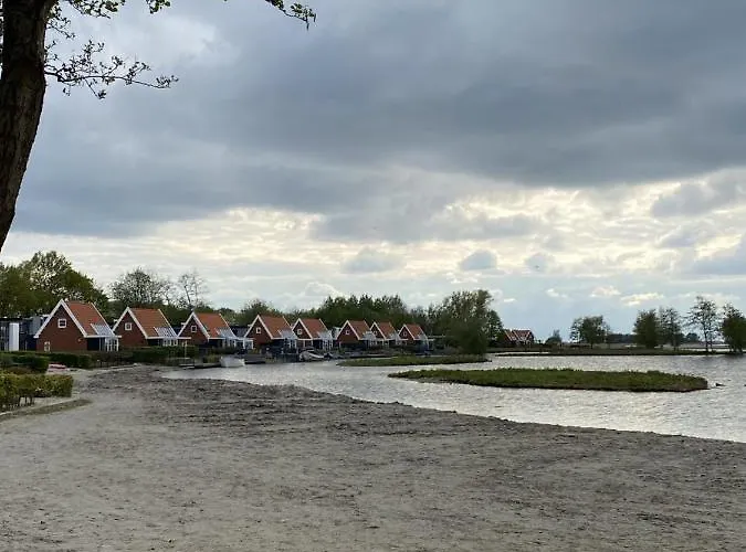 Luxe En Gezellig Aan Veluwemeer 4 Pers Alpstuga Hulshorst